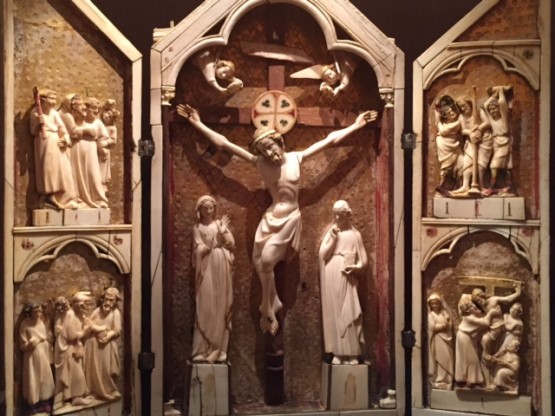 Susan and Bruce Heard send this photo of the amazing ivory Tabernacle with the Crucifixion and Scenes from the Passion of Christ created in Cologne between 1300-1310 at the Gulbenkian Museum. Travelers mercies prayed!
